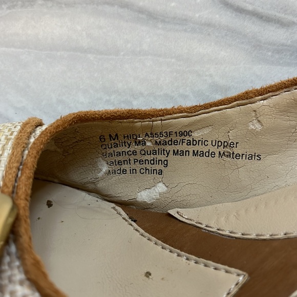 Naturalizer wedge open toe shoe size 6 - Picture 4 of 5